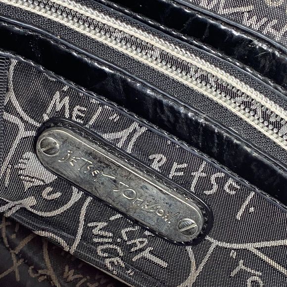 BETSEY JOHNSON QUILTED HEARTS Red Vegan Leather DUFFLE HAND BAG! Purse Black Bow - Picture 16 of 16